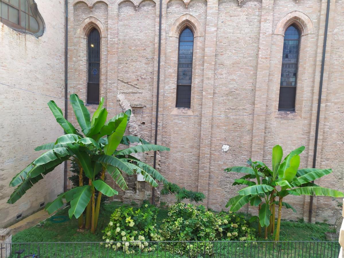 مبيت وإفطار تشيزينا Il Duomo المظهر الخارجي الصورة